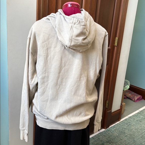 Nike  pullover hoodie  cream/white logo on chest  muff front pockets EUC - Picture 15 of 15